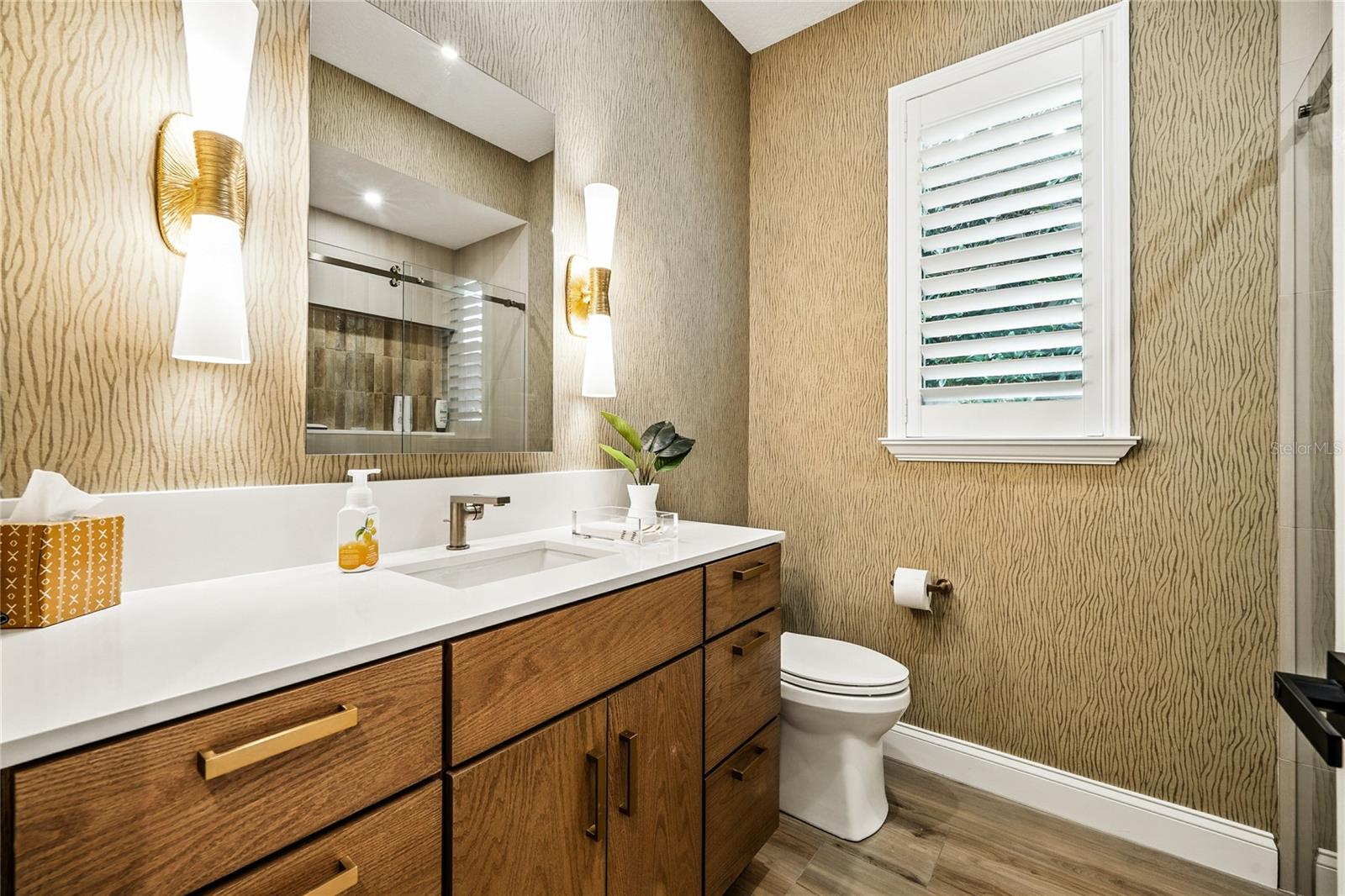 Image 37 of 66 For 864 Blairmont Lane