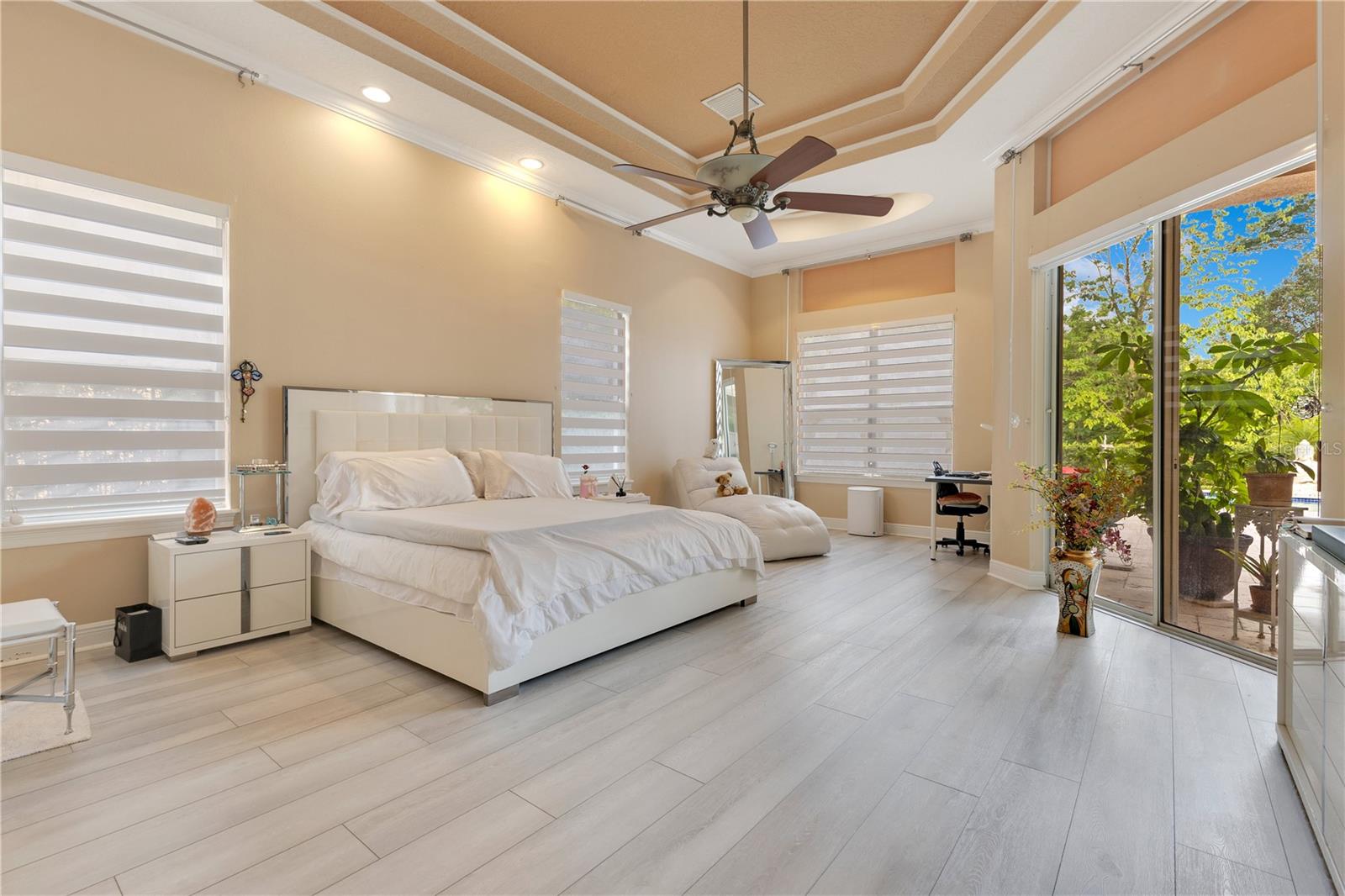 Image 27 of 75 For 1438 Belfiore Way