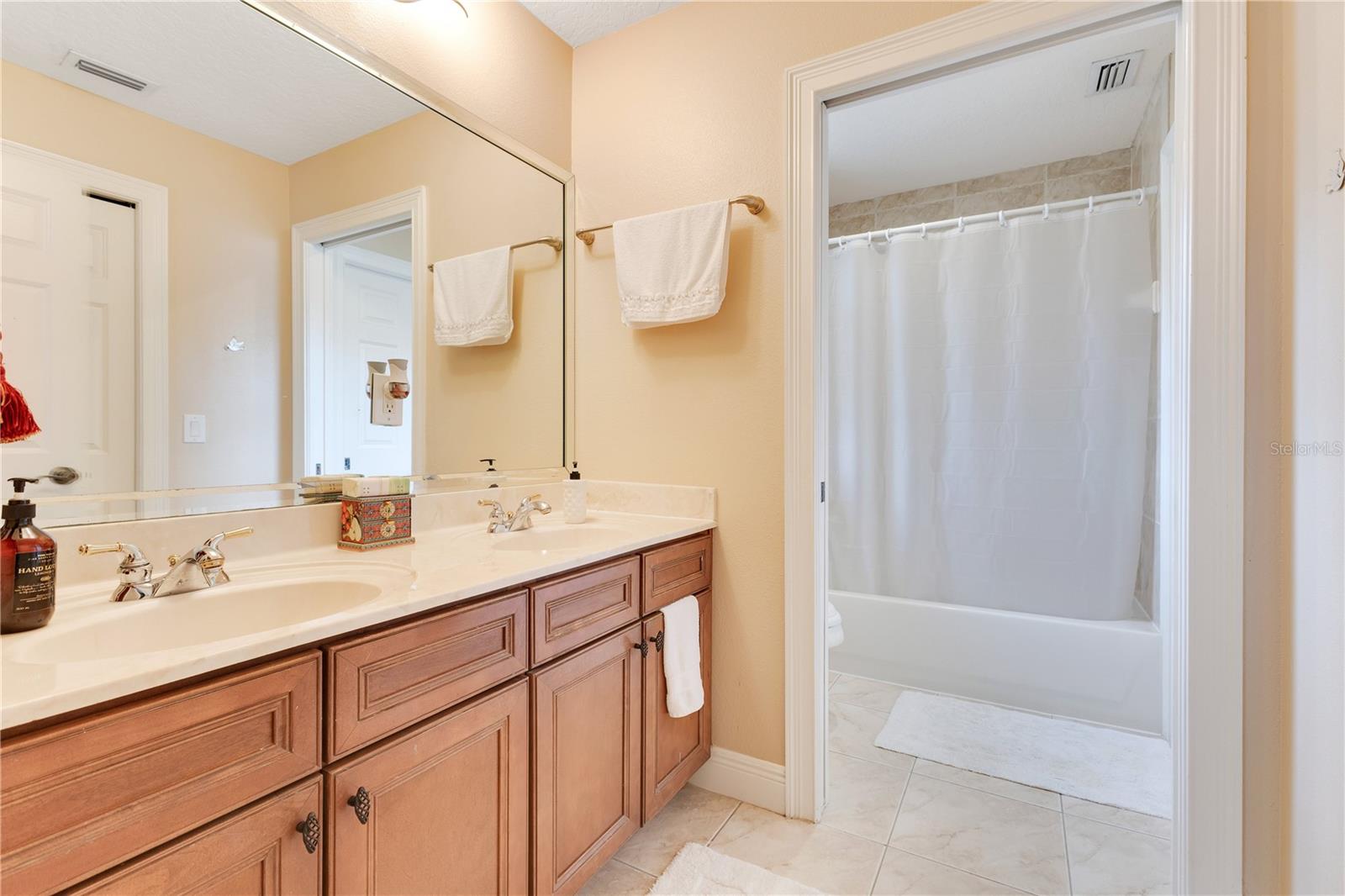 Image 57 of 75 For 1438 Belfiore Way