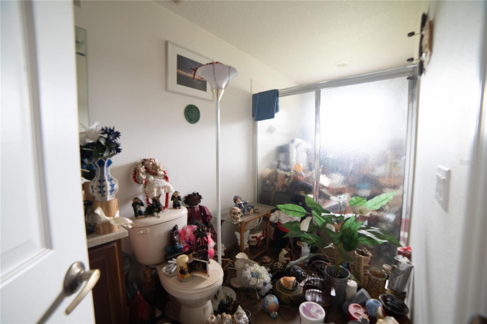 Image 15 of 26 For 801 San Remo Court