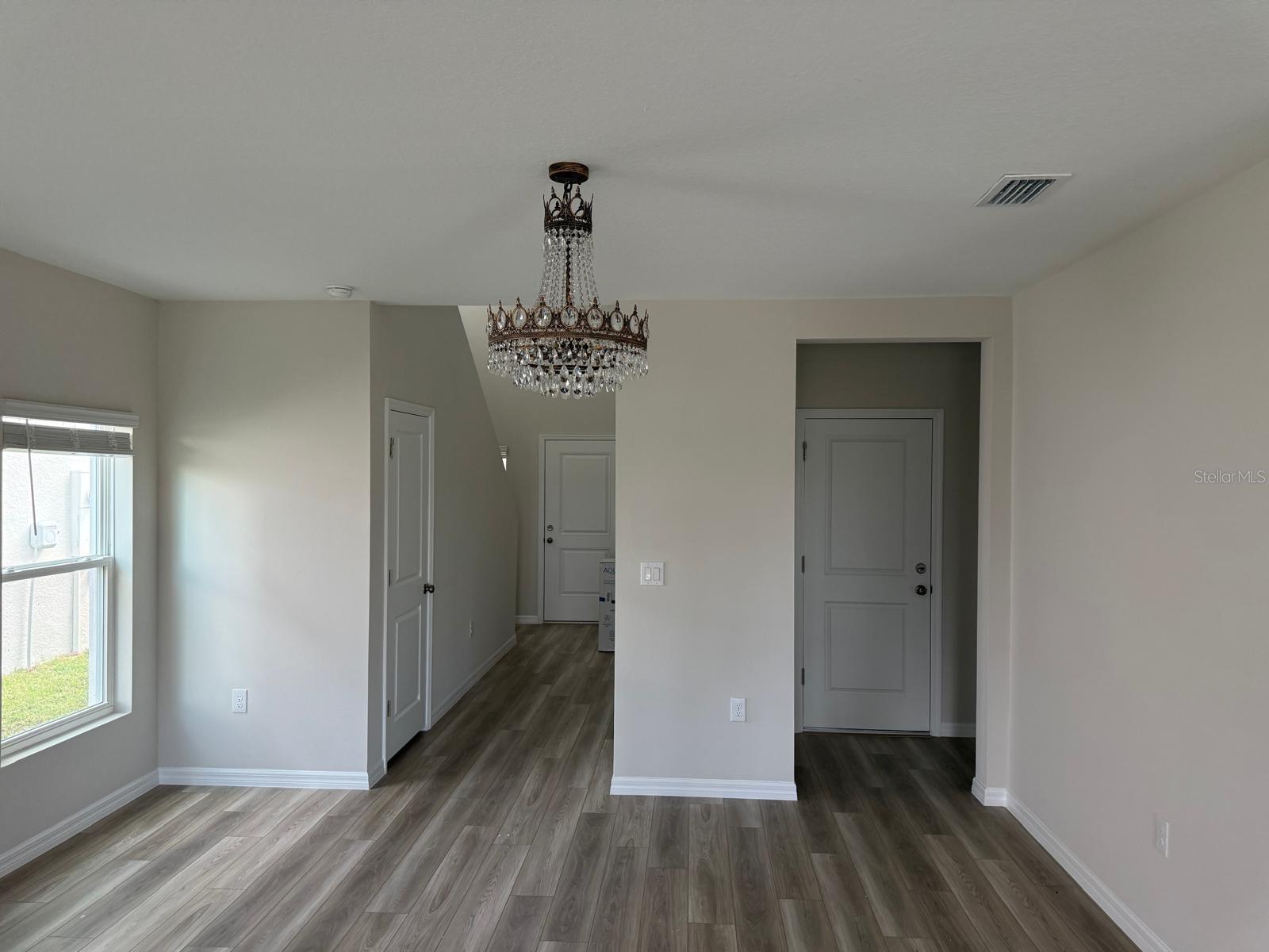 Image 36 of 39 For 37106 Sagemoor Drive