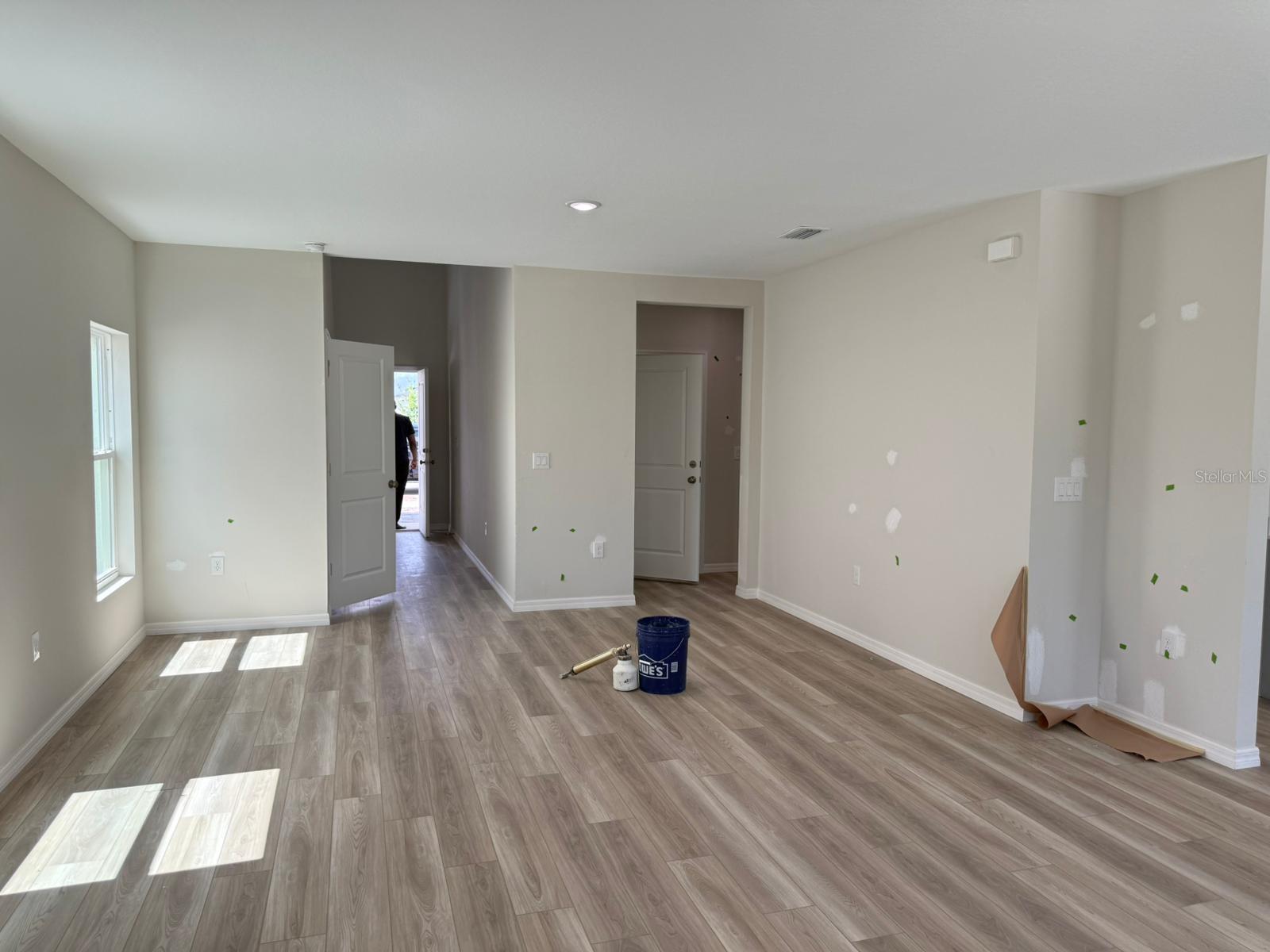 Image 6 of 22 For 37106 Sagemoor Drive