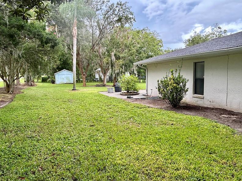 Image 18 of 49 For 18550 Lake Emma Drive