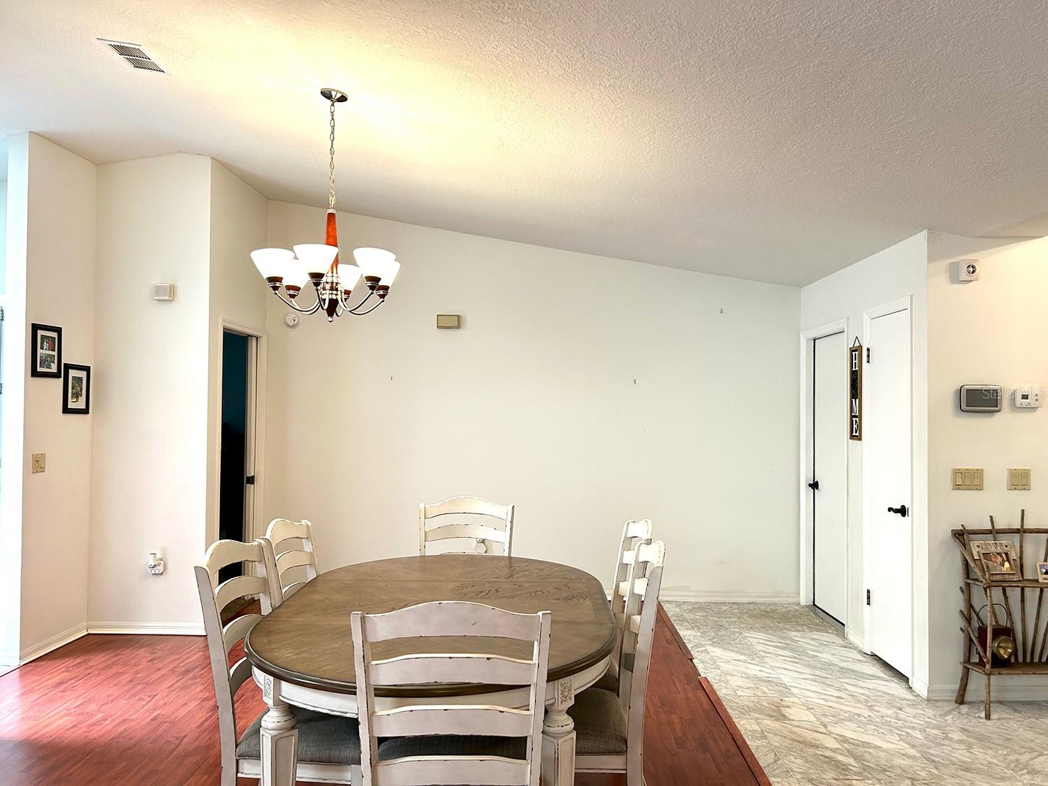 Image 32 of 49 For 18550 Lake Emma Drive