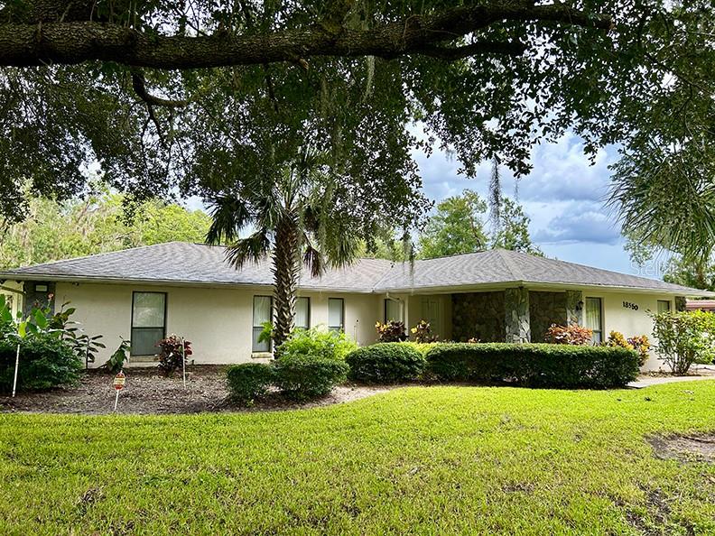 Image 4 of 49 For 18550 Lake Emma Drive