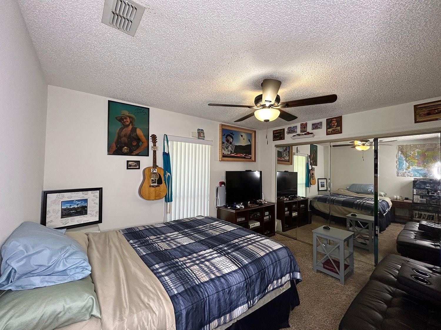 Image 40 of 49 For 18550 Lake Emma Drive