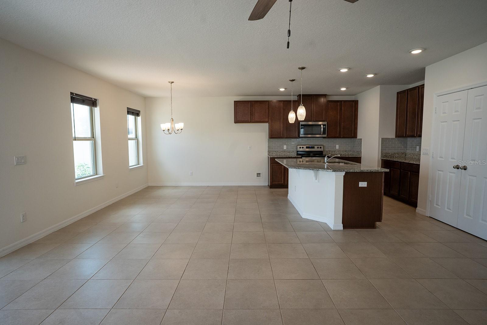 Image 11 of 59 For 2905 Summer Green Trail