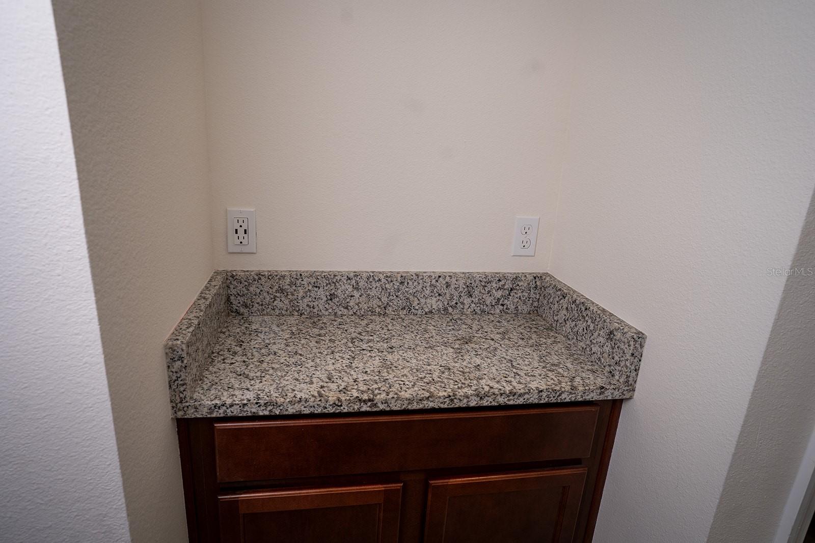 Image 15 of 59 For 2905 Summer Green Trail