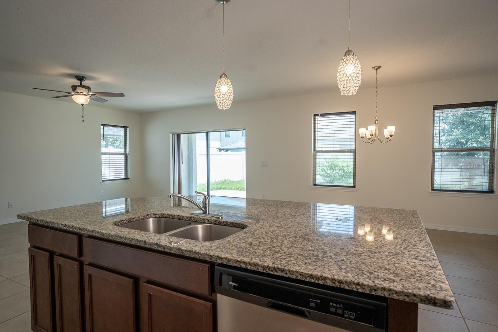 Image 18 of 59 For 2905 Summer Green Trail