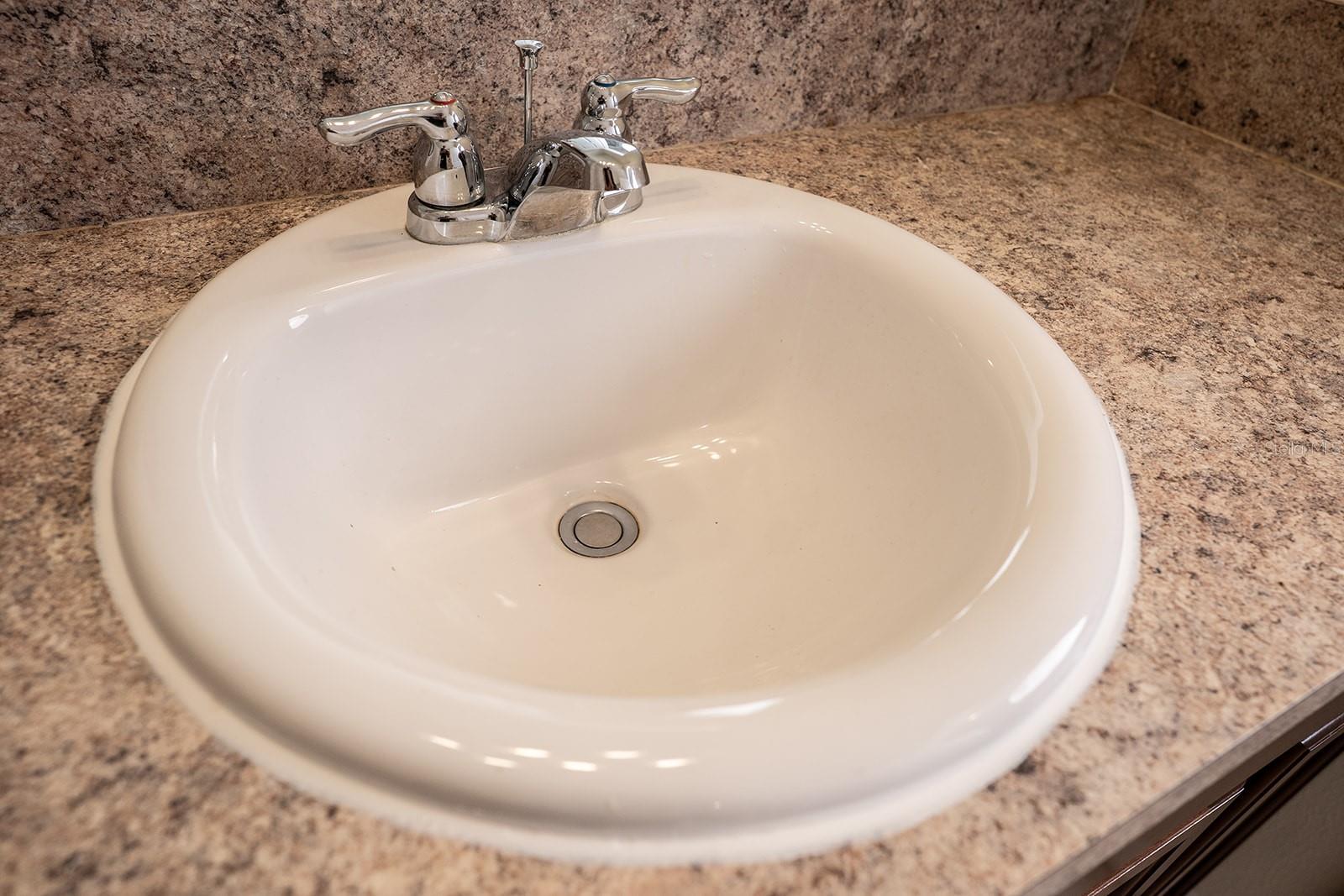 Image 20 of 59 For 2905 Summer Green Trail