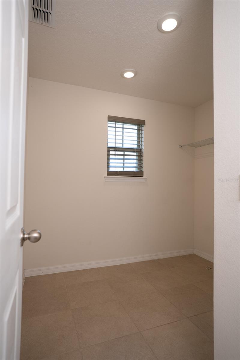 Image 29 of 59 For 2905 Summer Green Trail