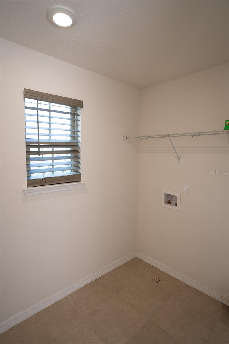 Image 34 of 59 For 2905 Summer Green Trail