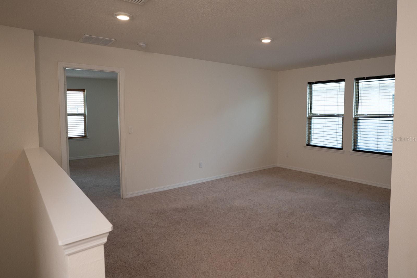 Image 37 of 59 For 2905 Summer Green Trail