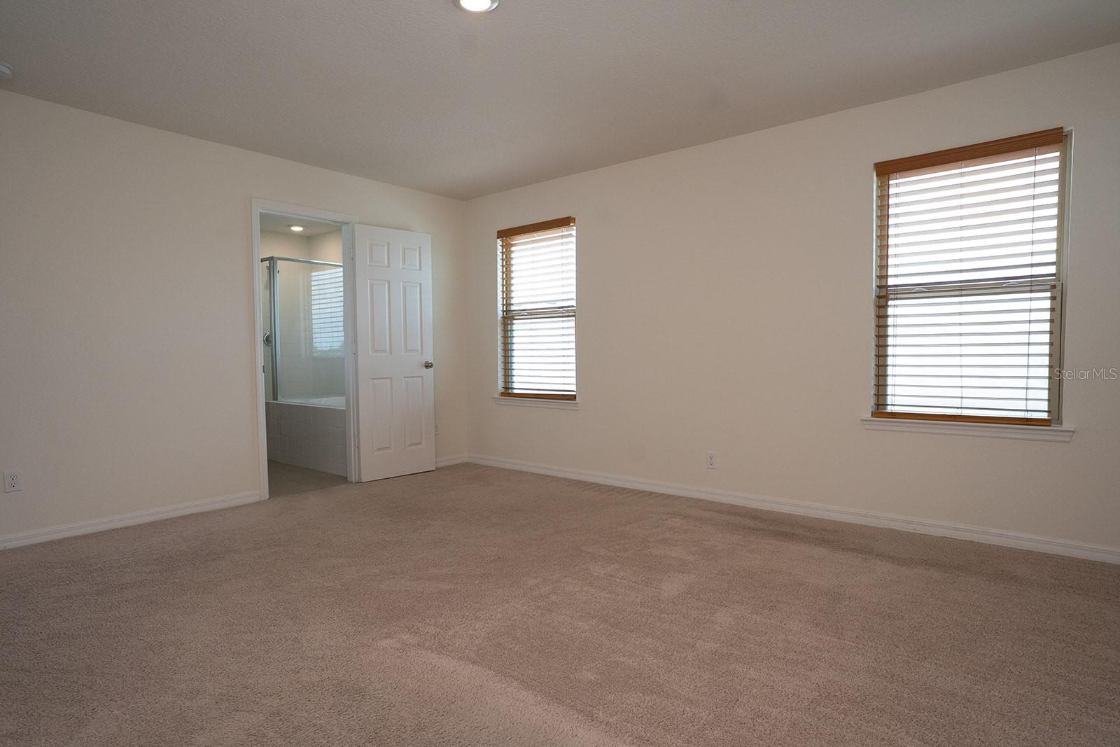 Image 41 of 59 For 2905 Summer Green Trail