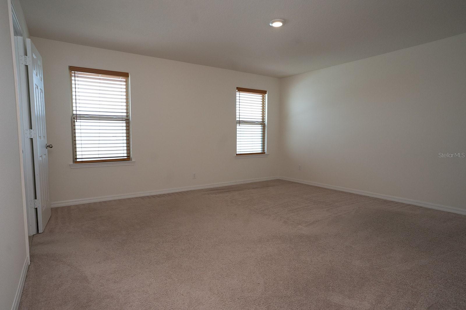 Image 42 of 59 For 2905 Summer Green Trail