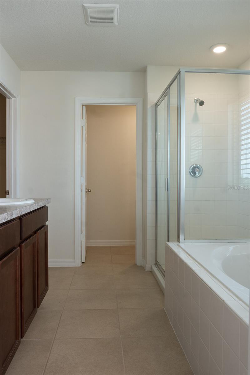 Image 45 of 59 For 2905 Summer Green Trail