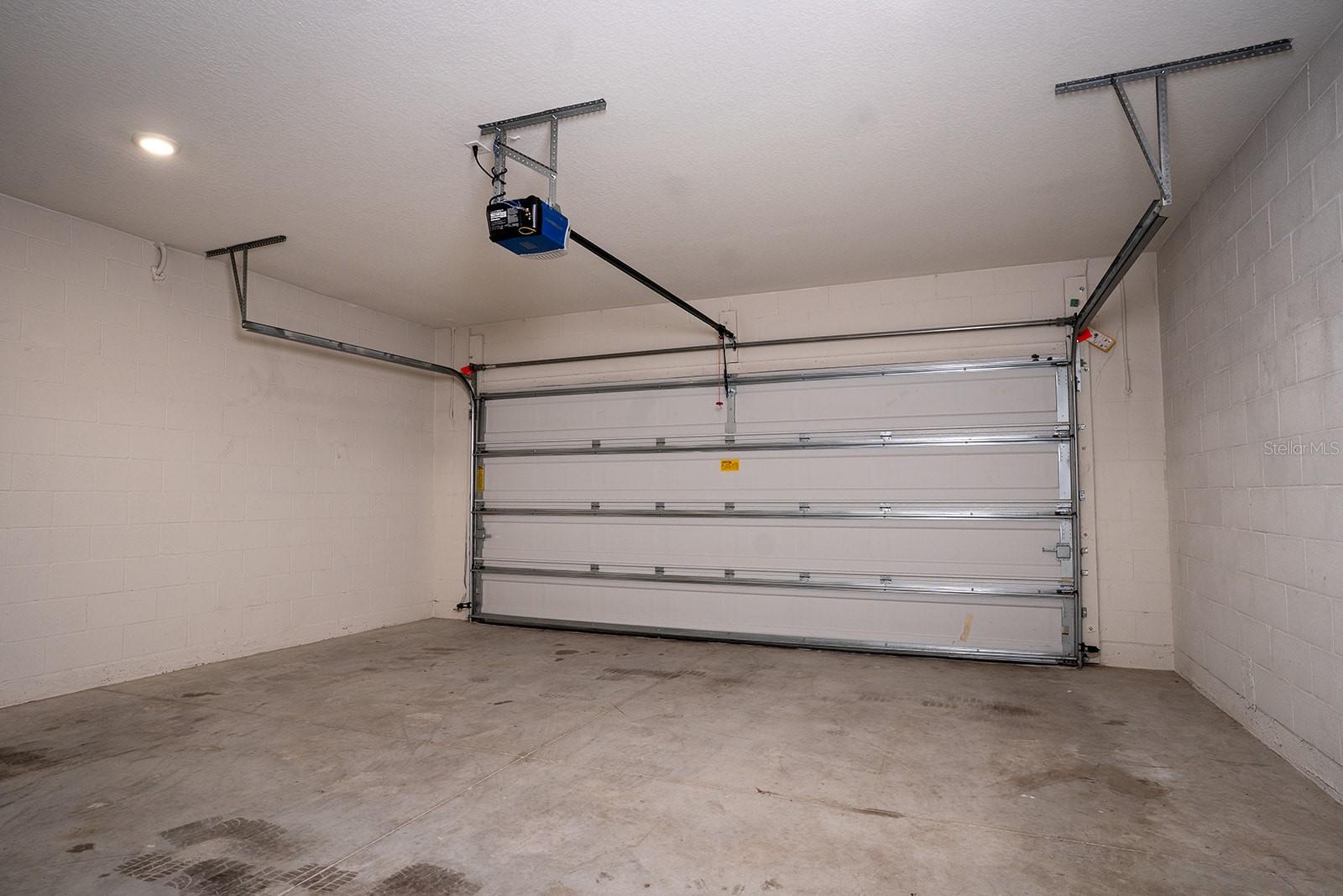 Image 54 of 59 For 2905 Summer Green Trail