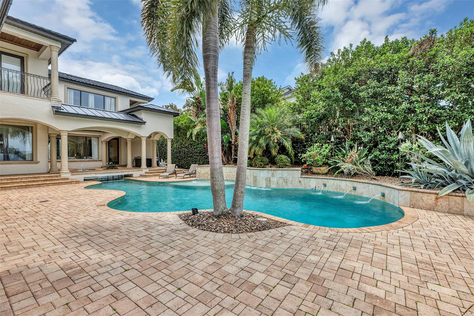 Image 4 of 100 For 2616 Westmoreland Drive