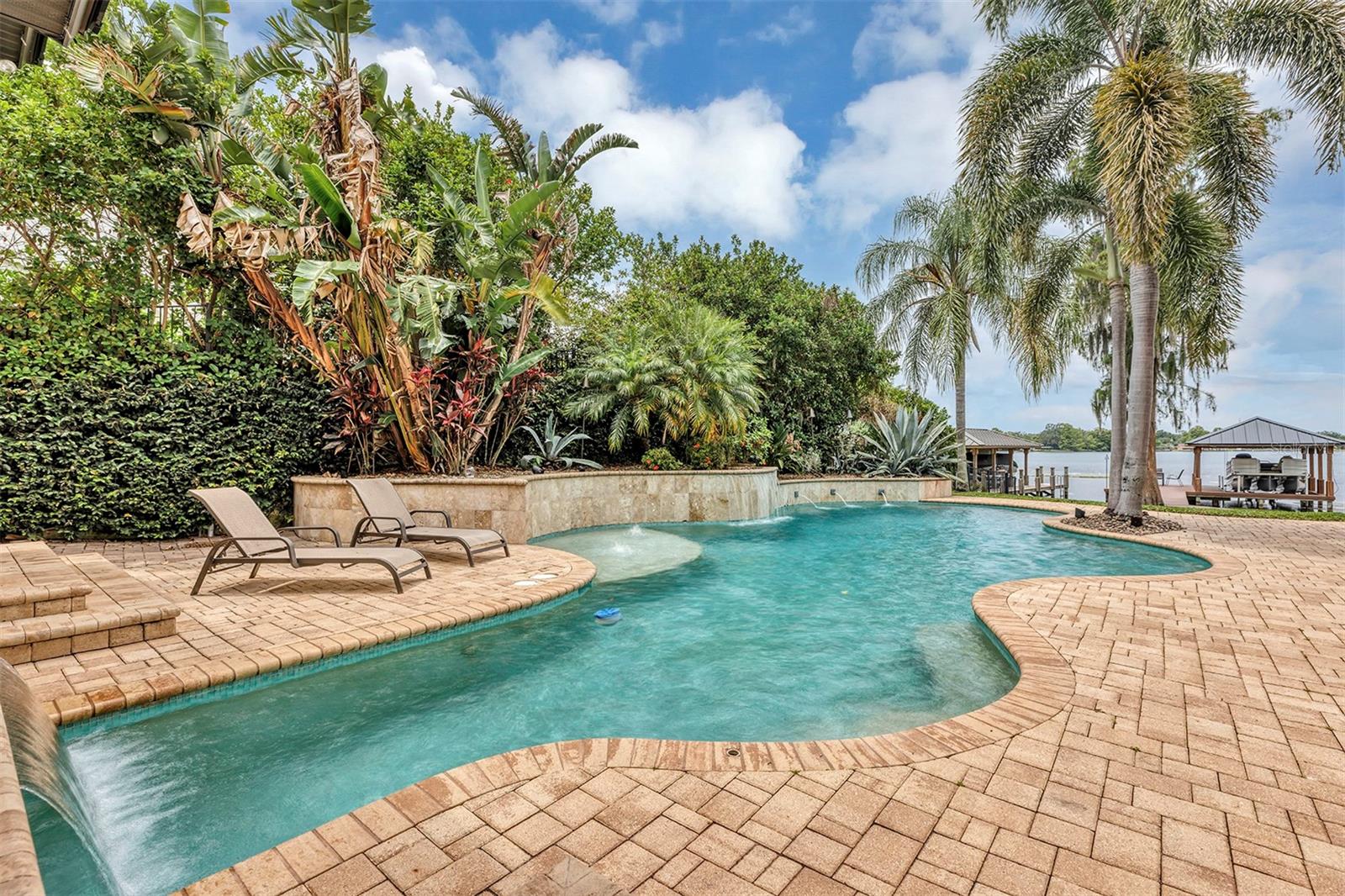 Image 95 of 100 For 2616 Westmoreland Drive