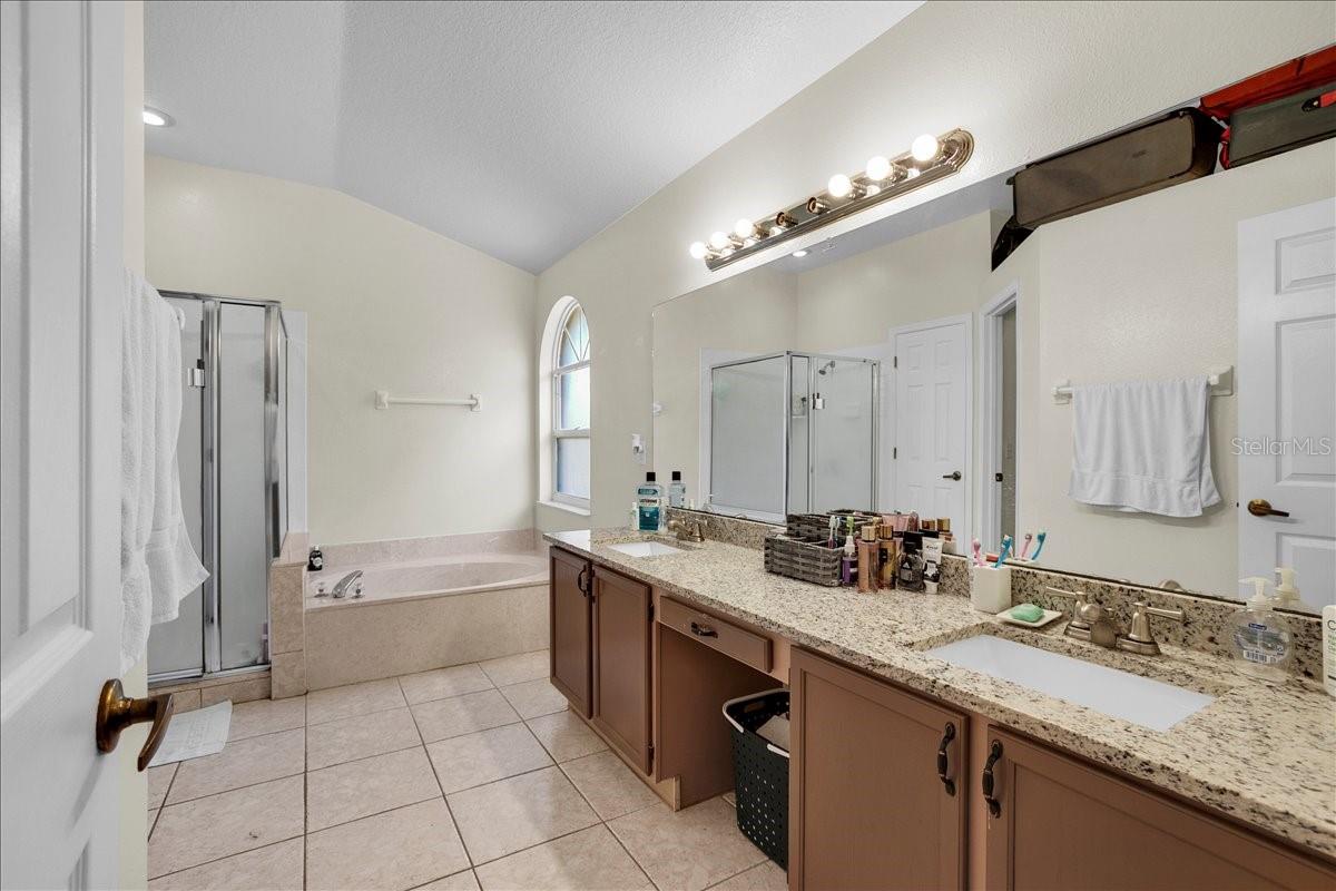 Image 13 of 23 For 2554 Smithfield Drive