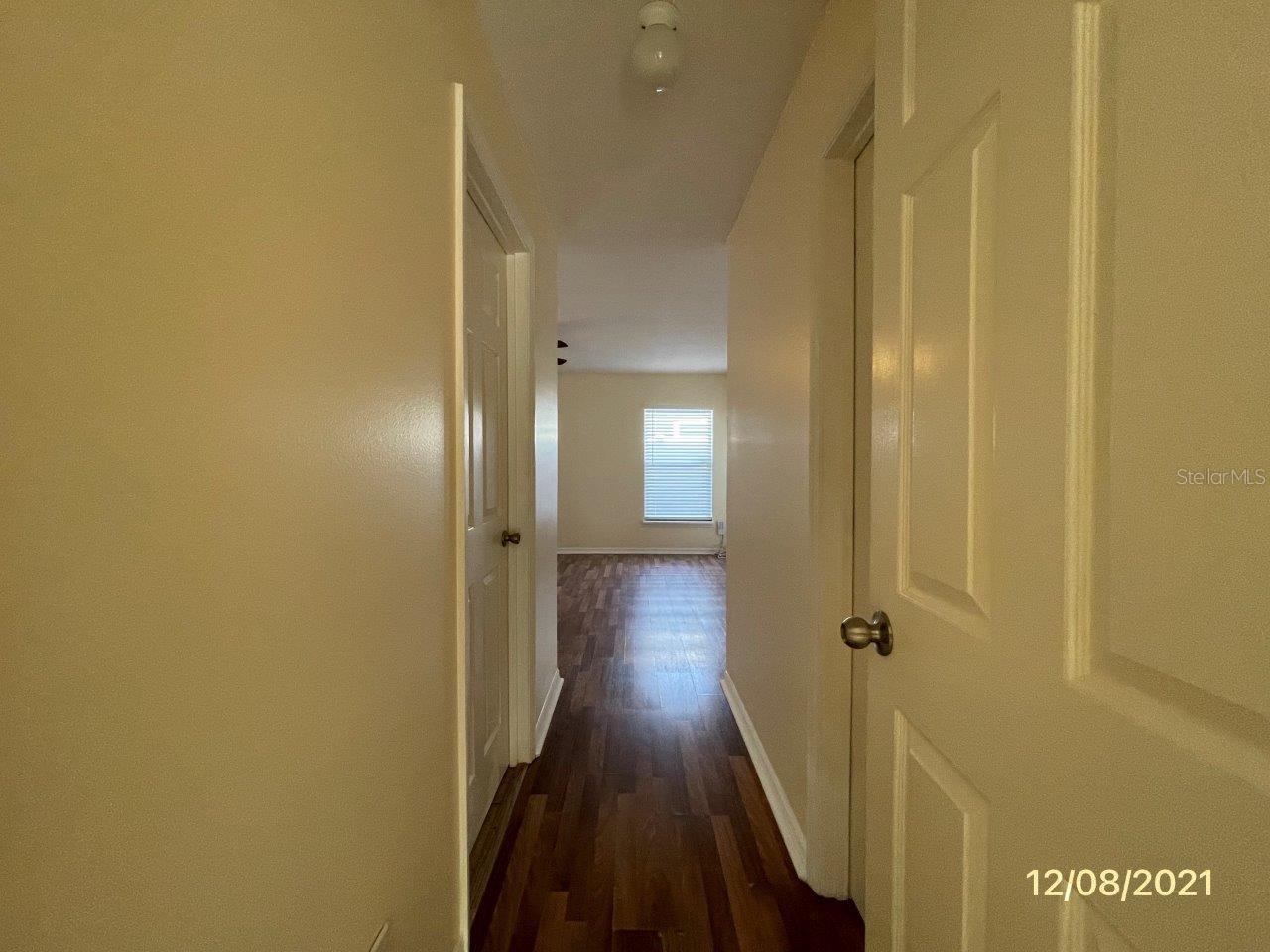 Image 9 of 23 For 551 Farmingham Court