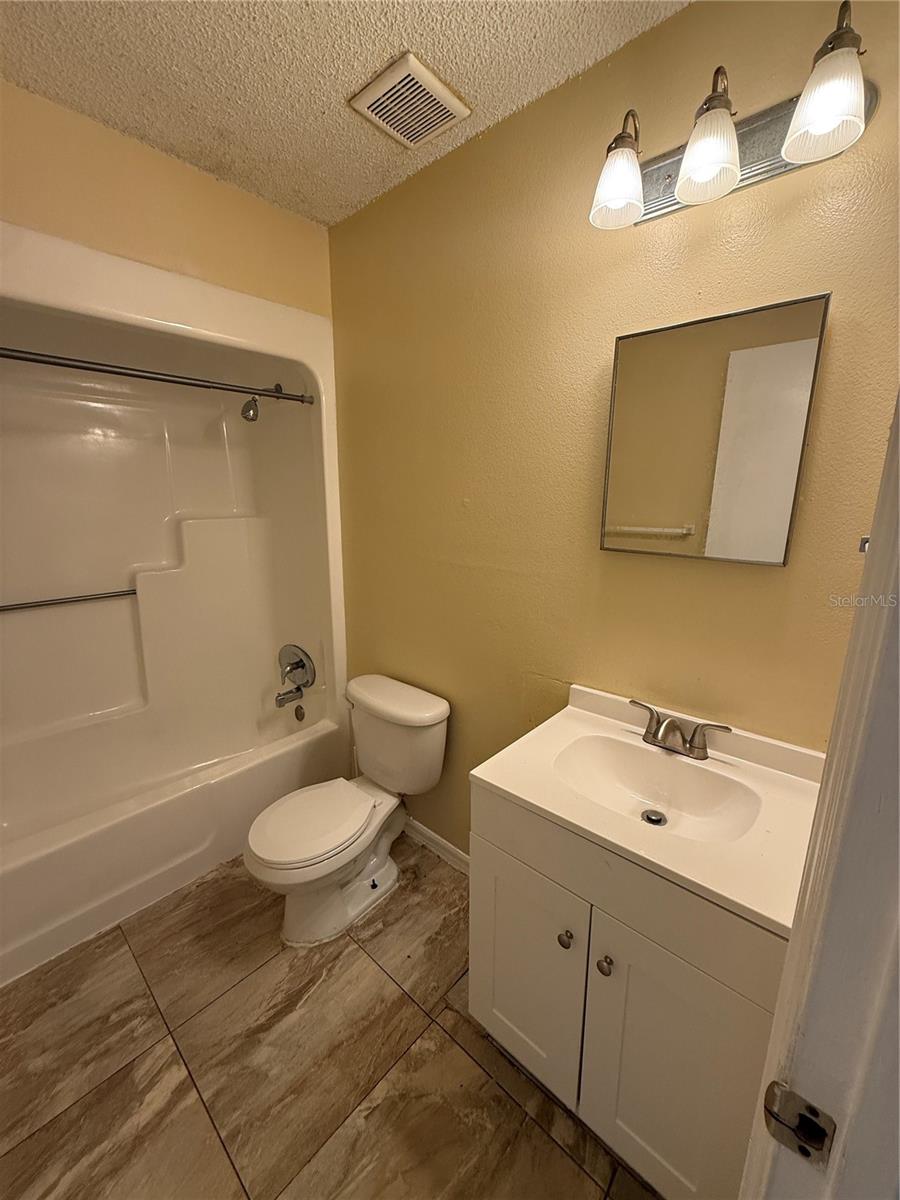 Image 11 of 18 For 2744 Botts Landing Road 1302