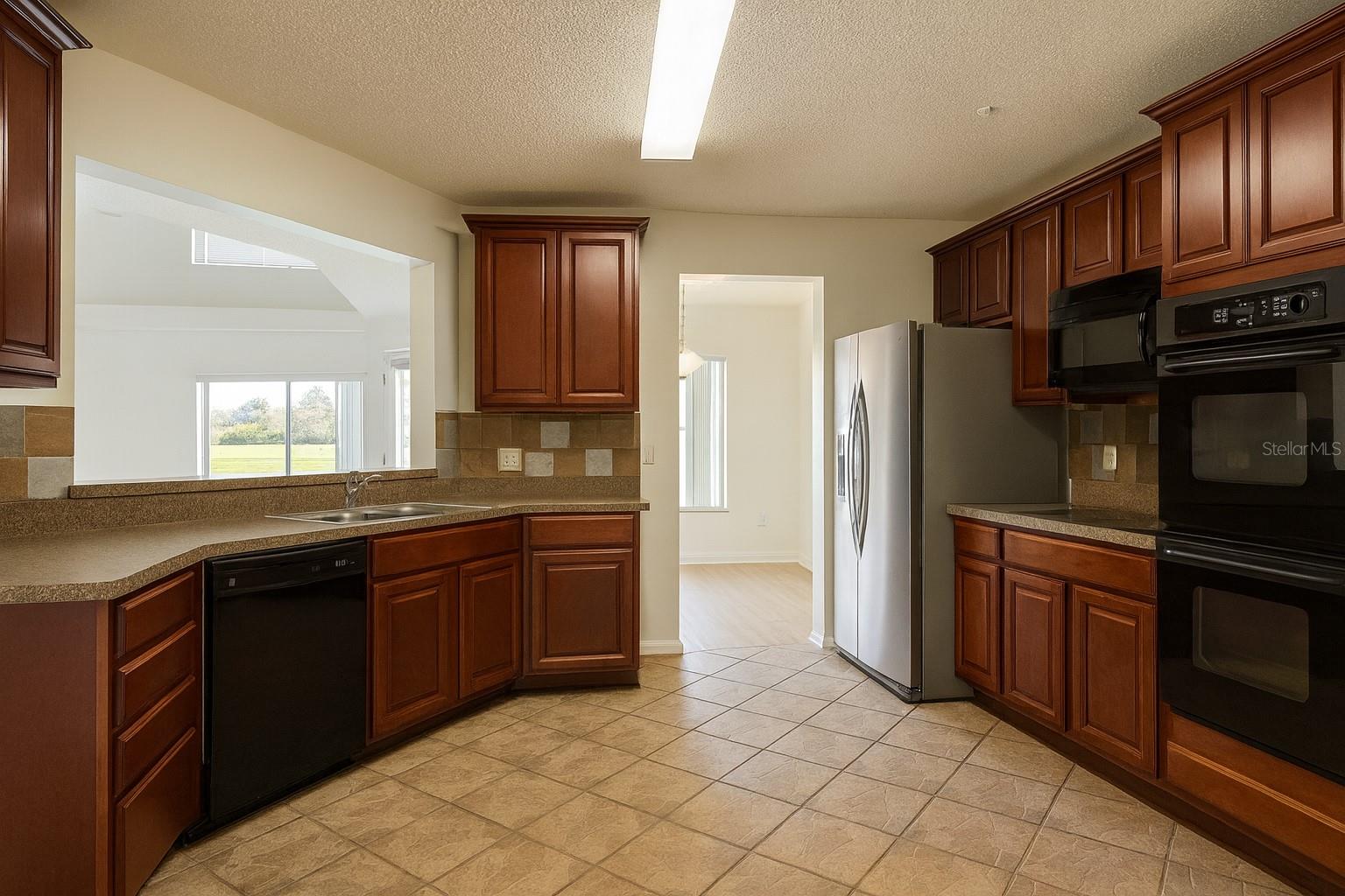 Image 4 of 15 For 5131 Deer Creek Drive