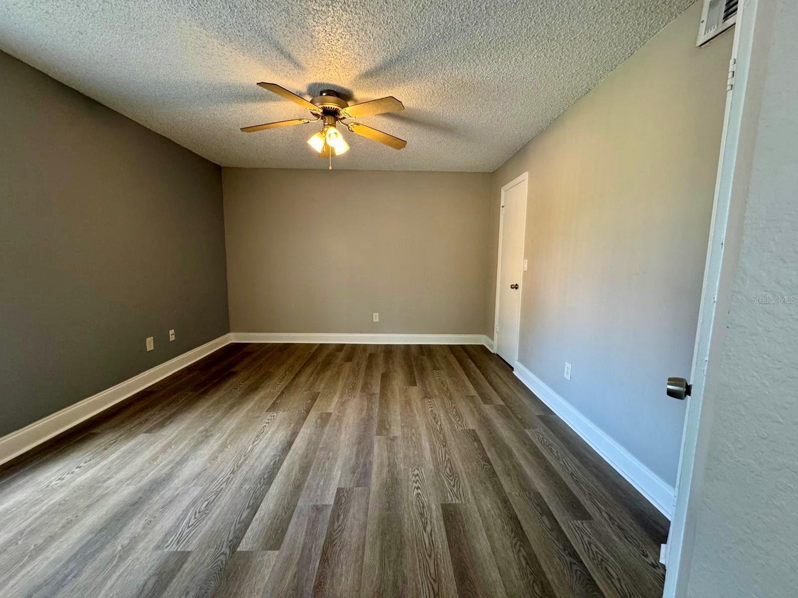 Image 11 of 20 For 4560 Commander Drive 1321