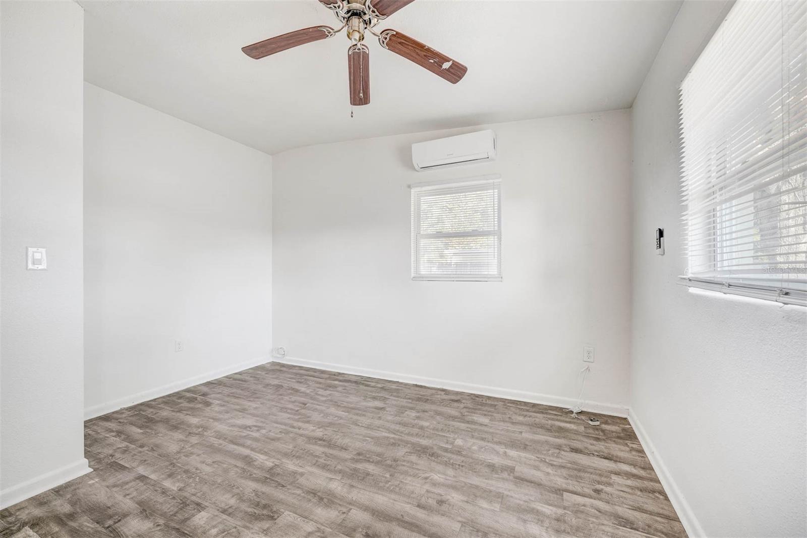 Image 25 of 28 For 5211 Bonnie Brae Circle