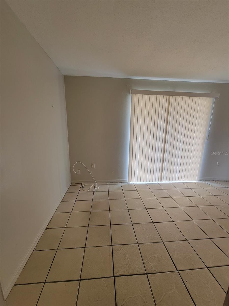 Image 11 of 28 For 5856 Berry Street 14