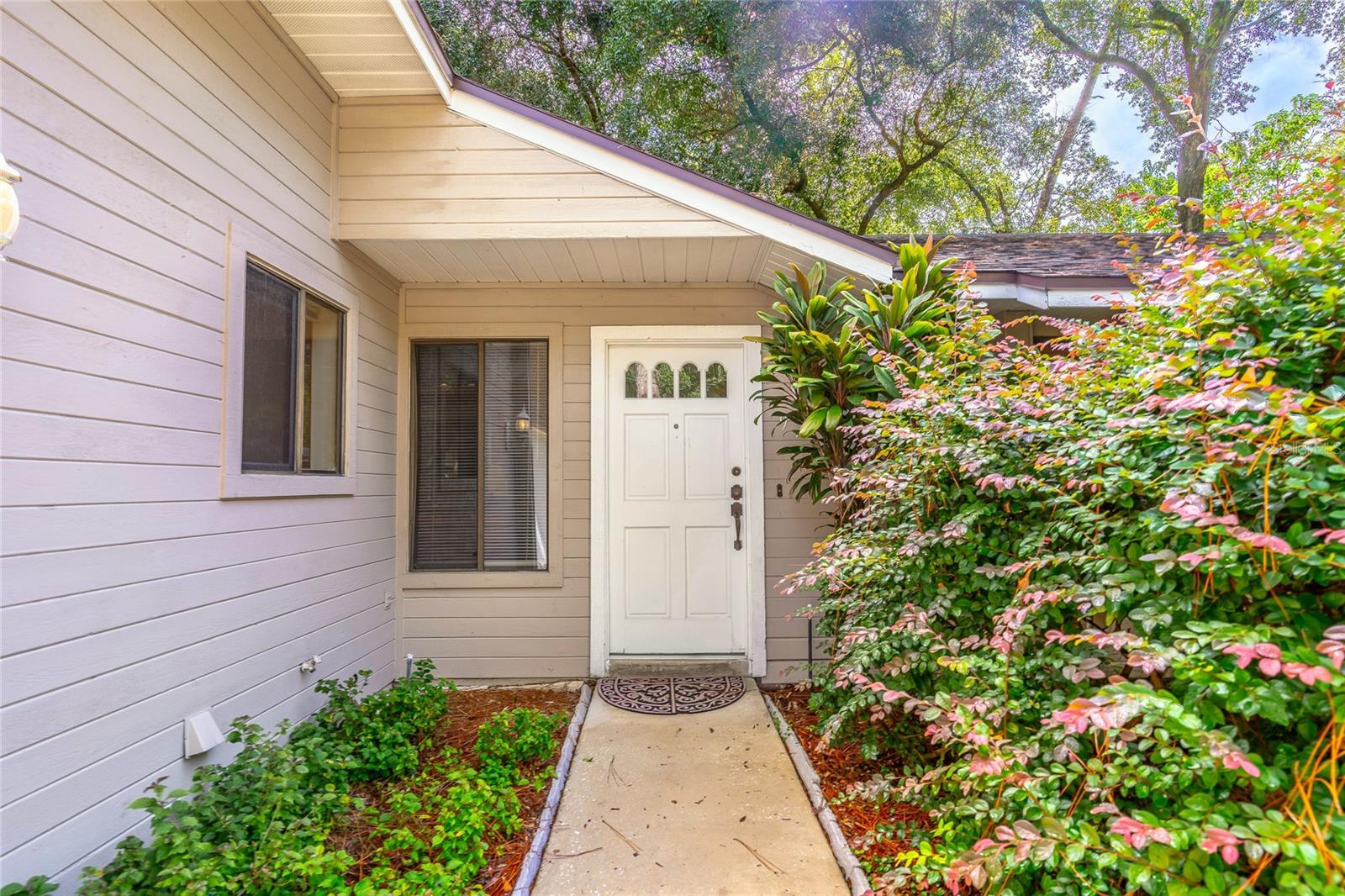 Image 2 of 25 For 971 Blackwood Street