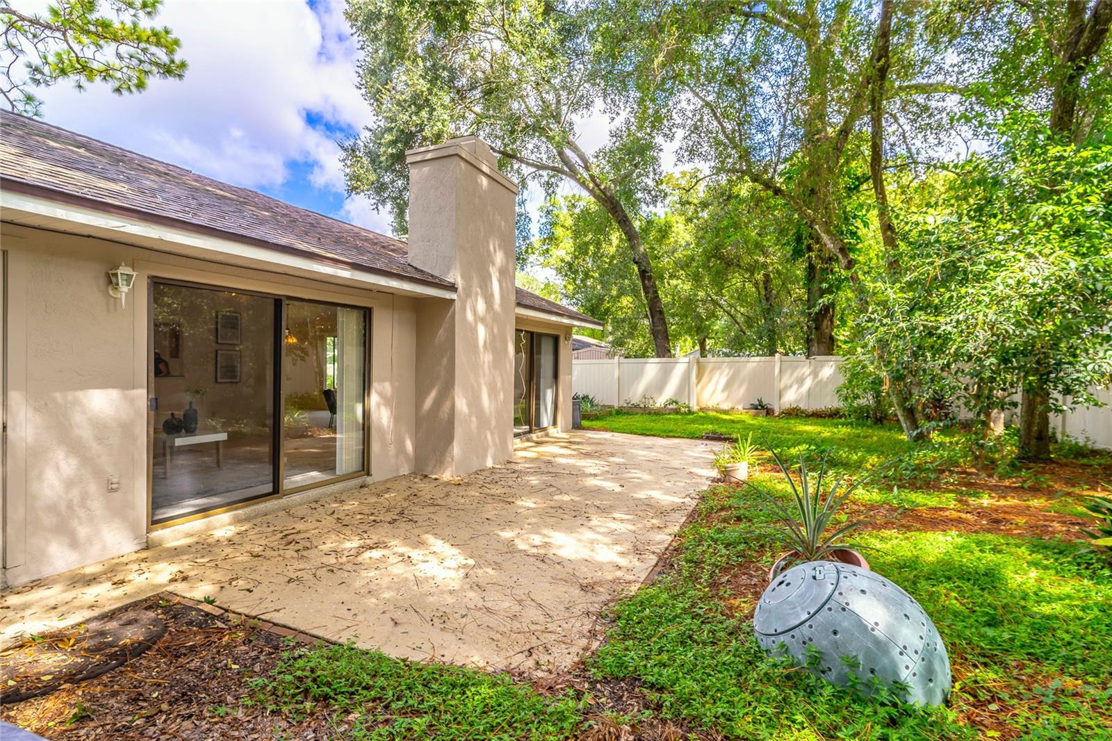 Image 20 of 25 For 971 Blackwood Street