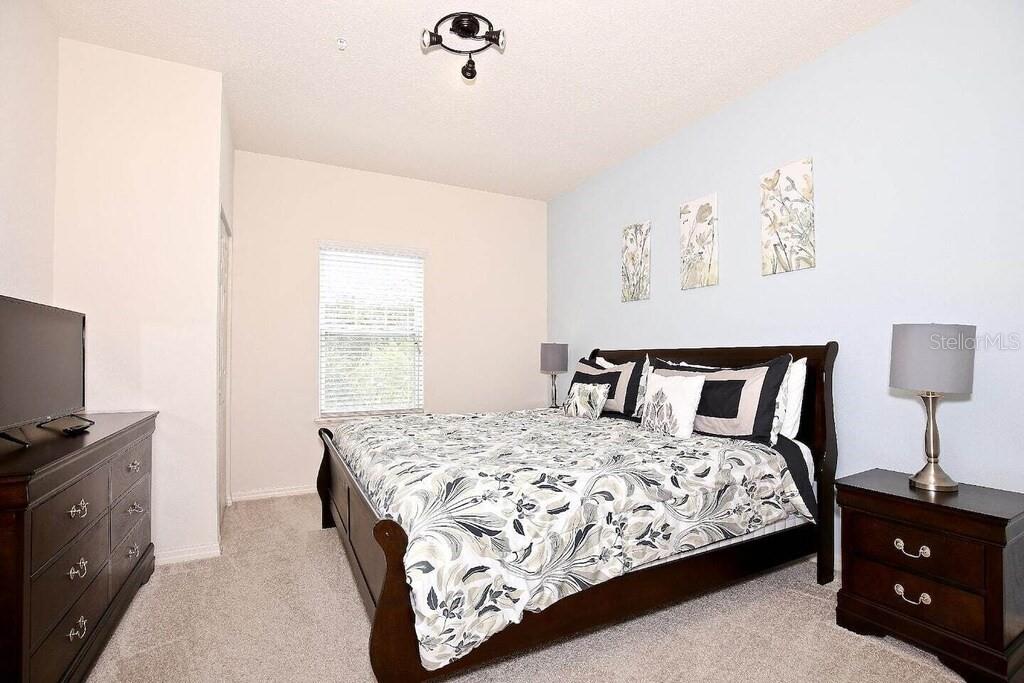 Image 18 of 24 For 8905 Shine Drive