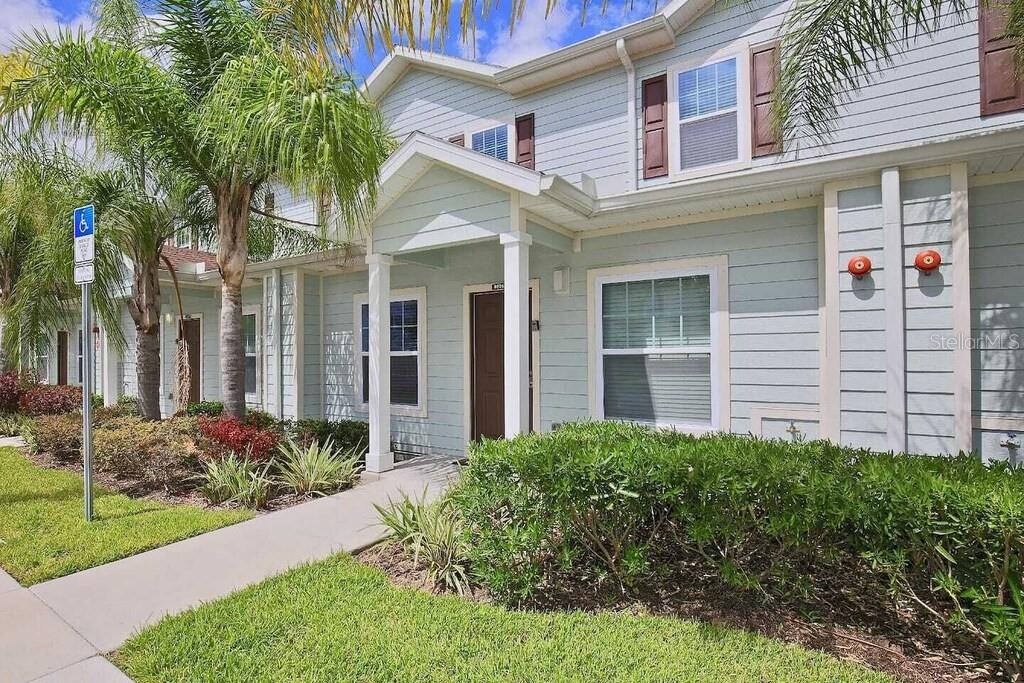 Image 3 of 24 For 8905 Shine Drive