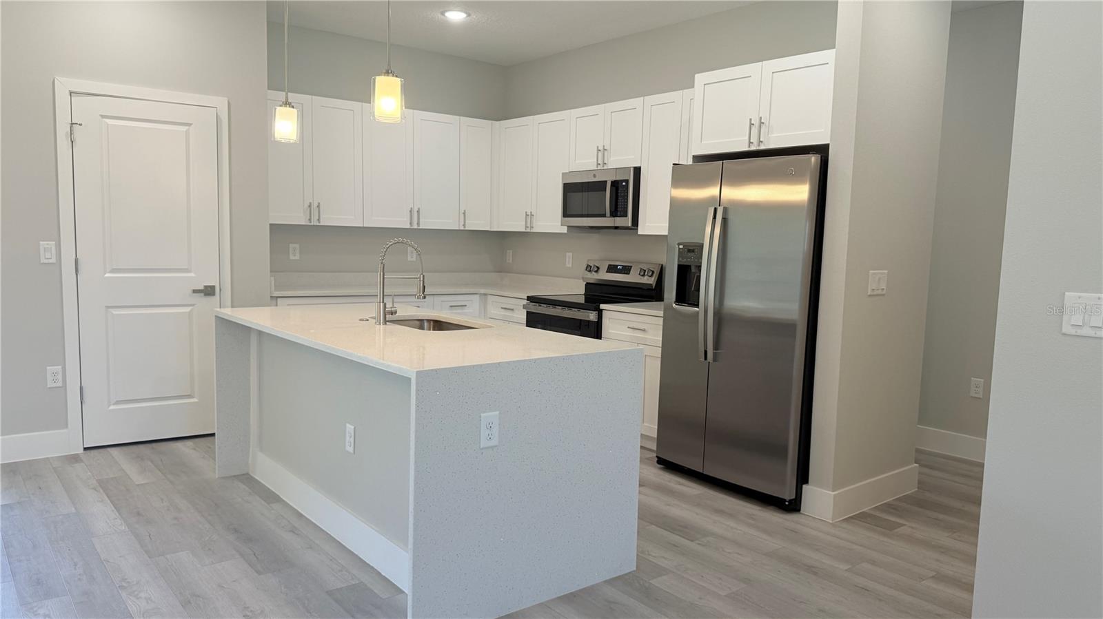 Image 4 of 39 For 1531 Gainsboro Lane