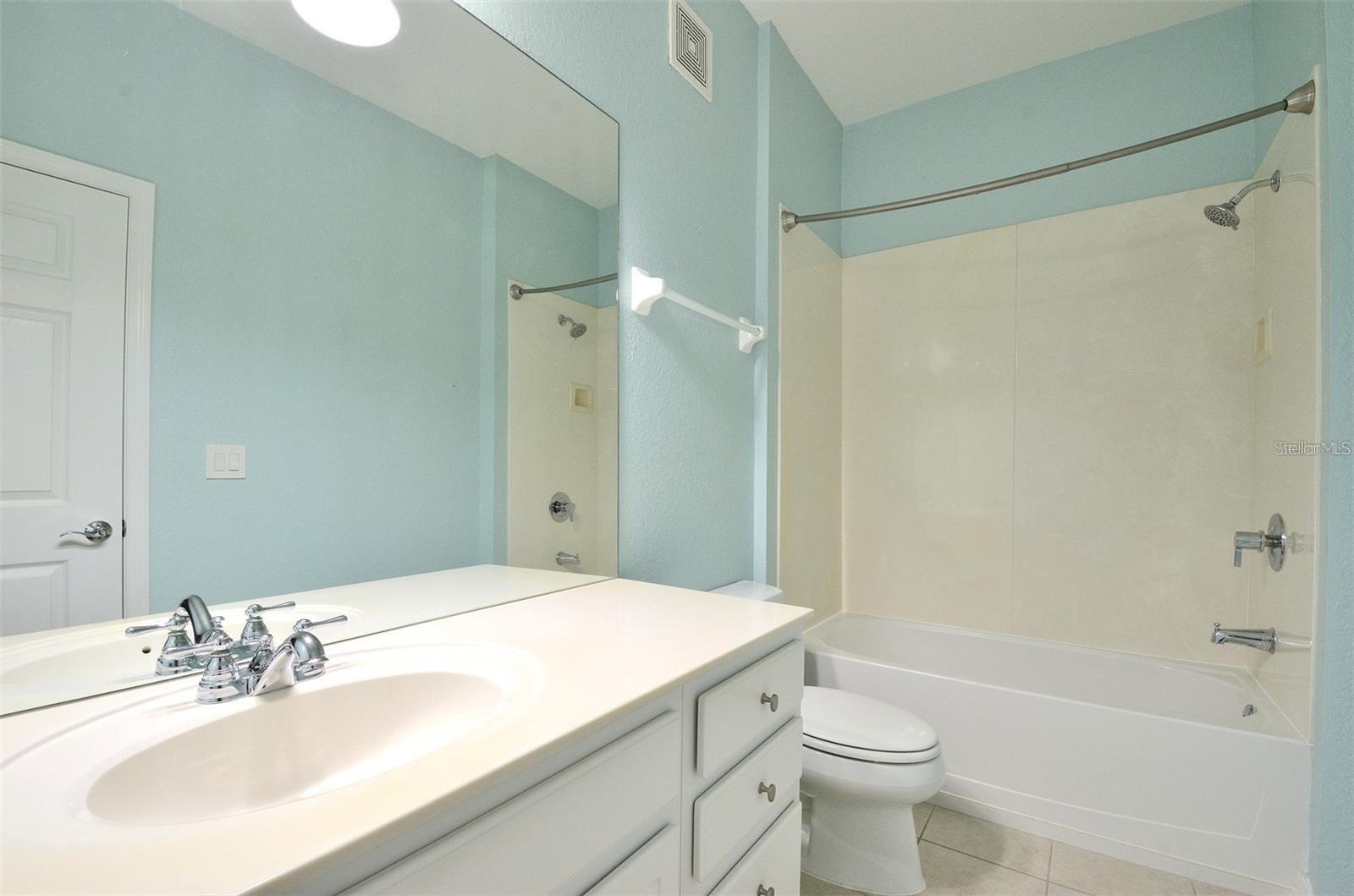 Image 16 of 26 For 1357 Venezia Court 202