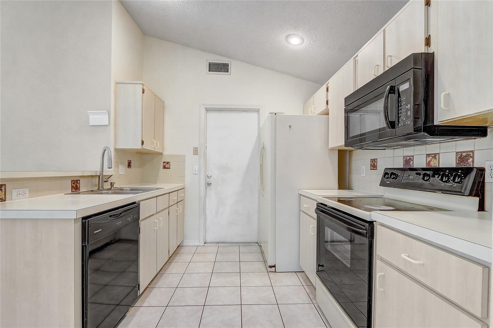 Image 10 of 25 For 3830 Spring Breeze Drive