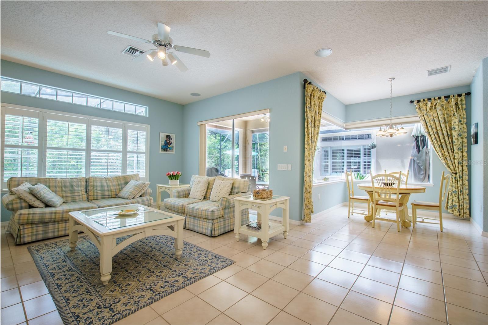 Image 18 of 69 For 14321 Hampshire Bay Circle