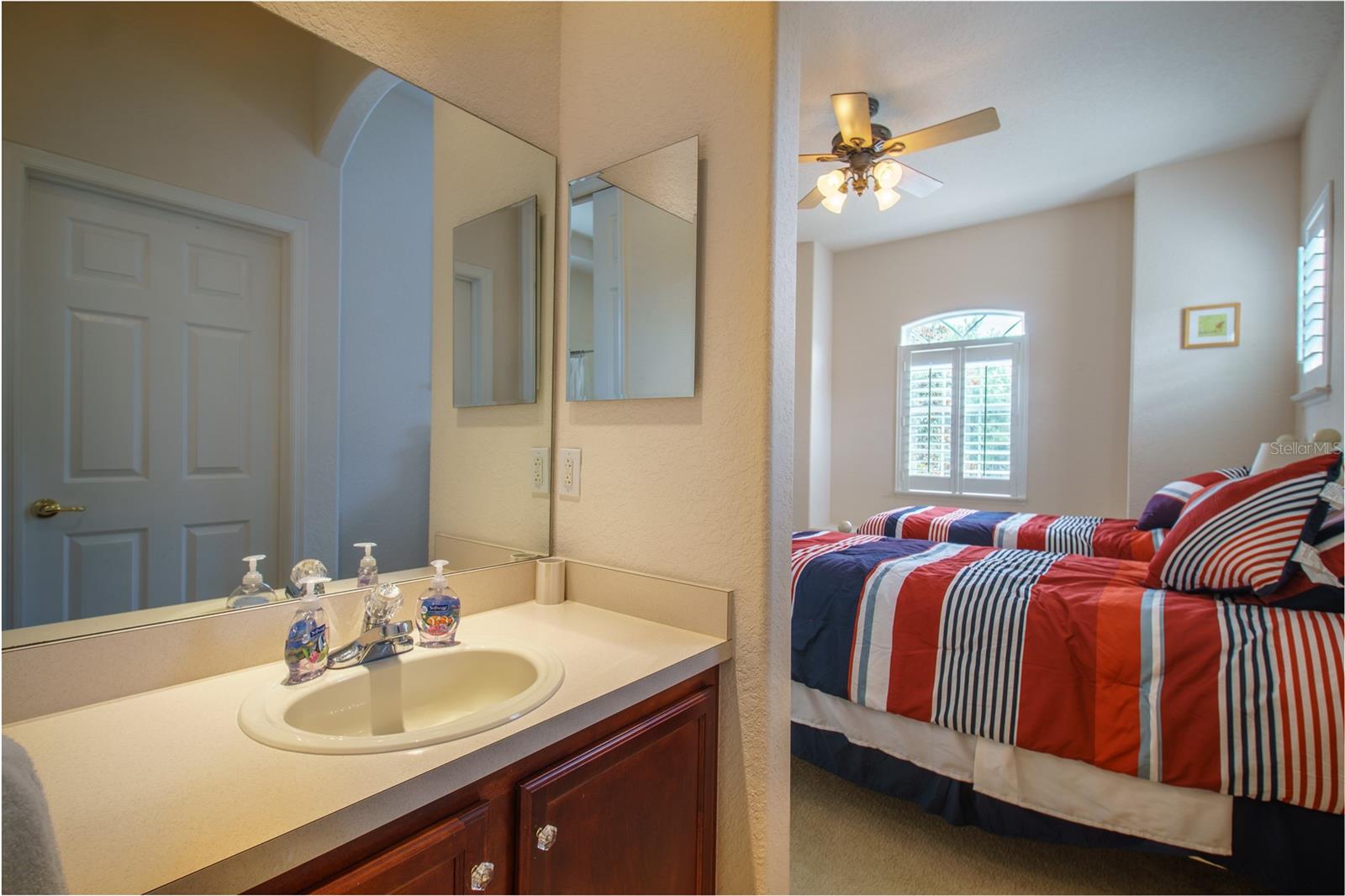 Image 40 of 69 For 14321 Hampshire Bay Circle