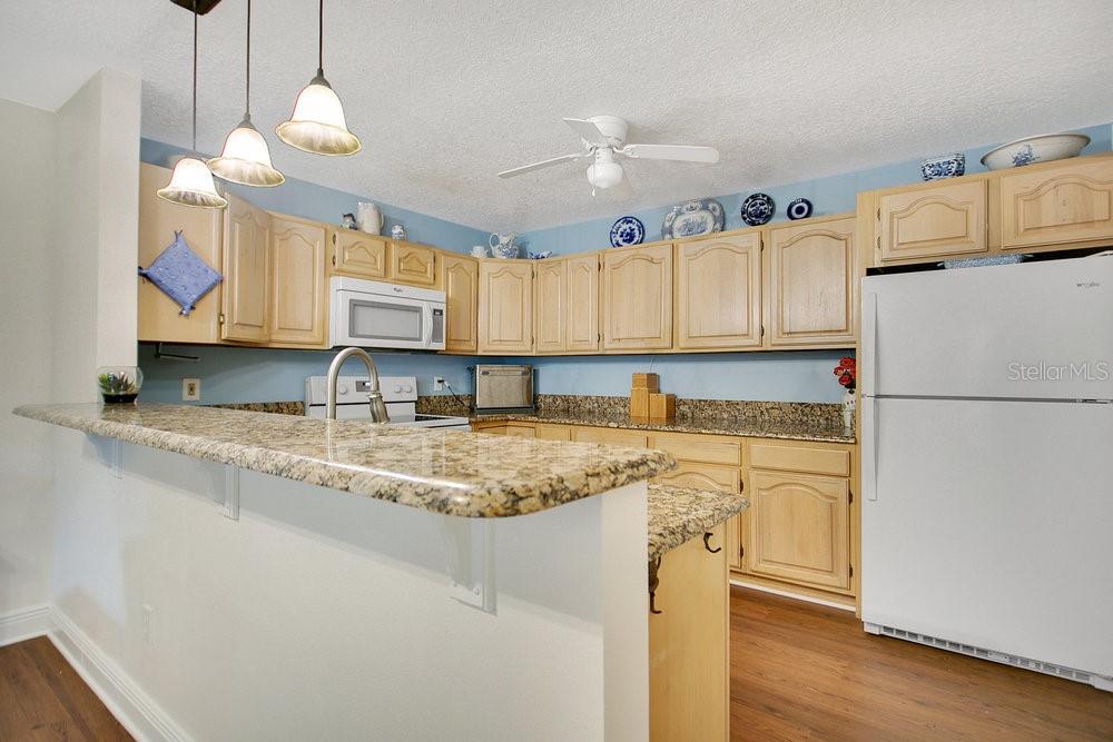 Image 13 of 36 For 4018 Willow Bay Drive