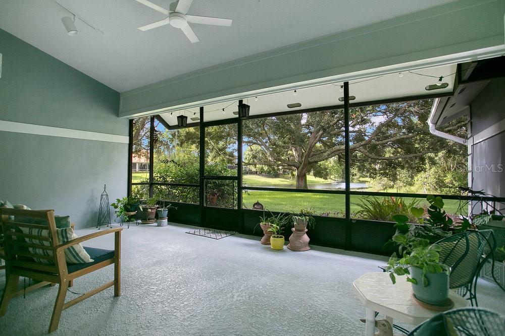 Image 24 of 36 For 4018 Willow Bay Drive