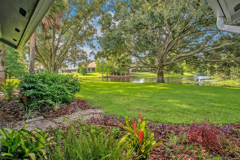 Image 4 of 36 For 4018 Willow Bay Drive