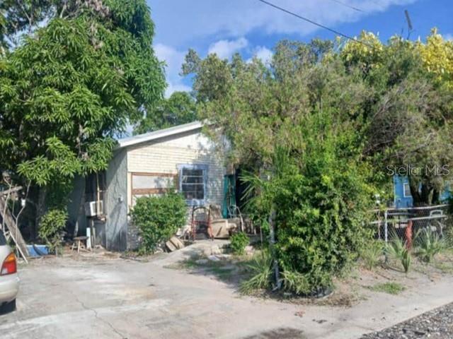 Listing Details for 1602 4th Avenue W, PALMETTO, FL 34221