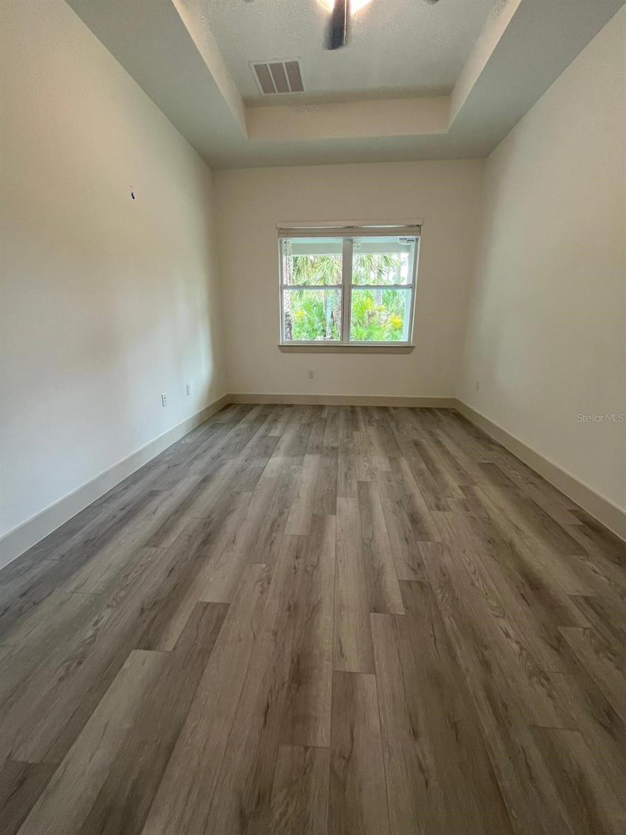Image 10 of 20 For 2279 Margaret Lane