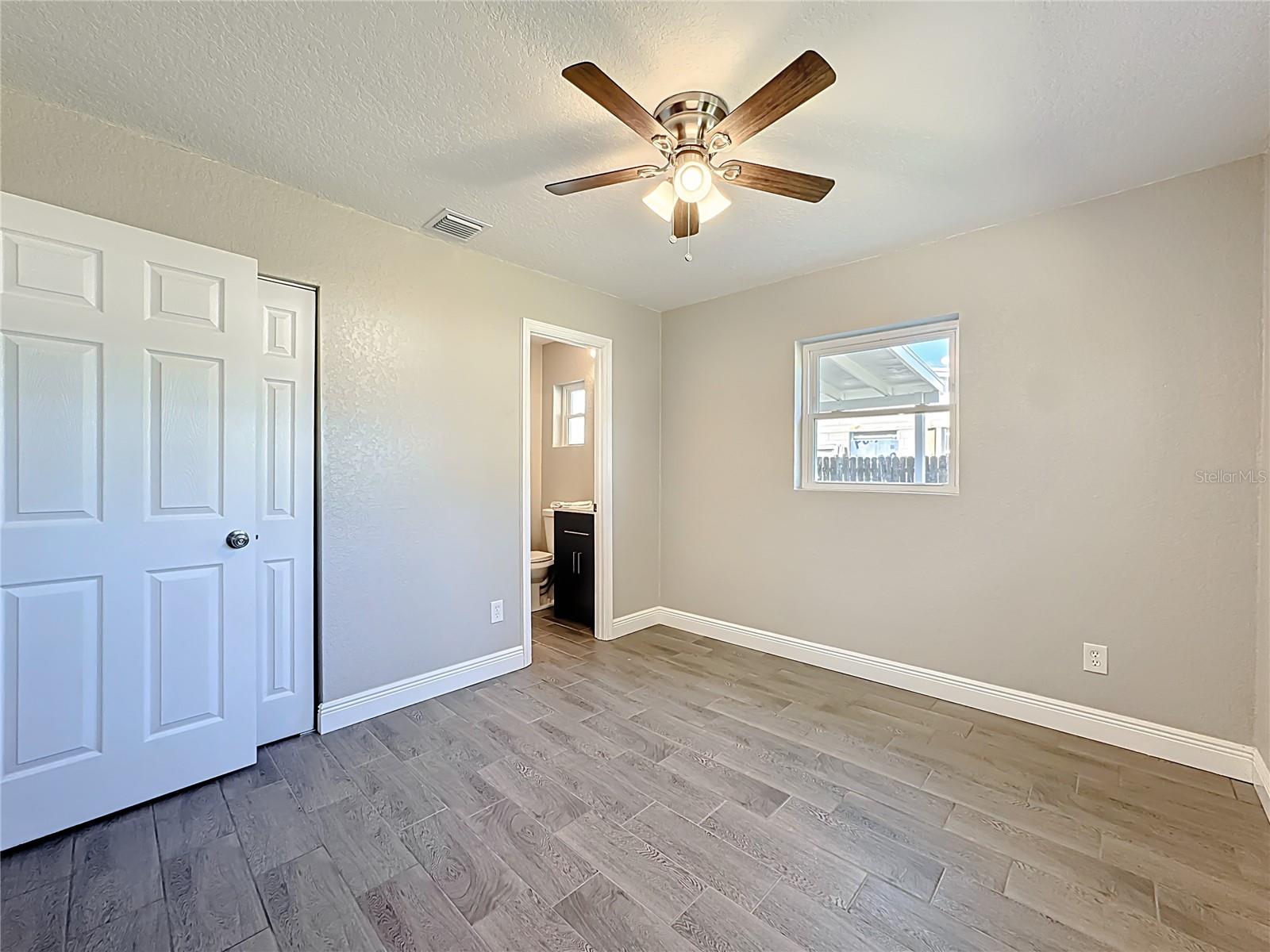 Image 19 of 36 For 409 Mattie Street