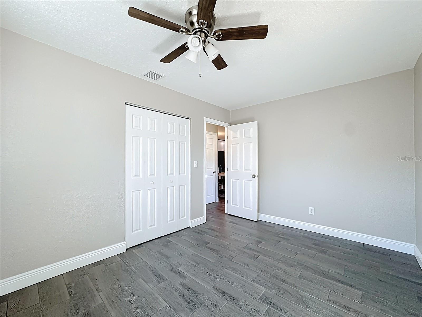 Image 30 of 36 For 409 Mattie Street
