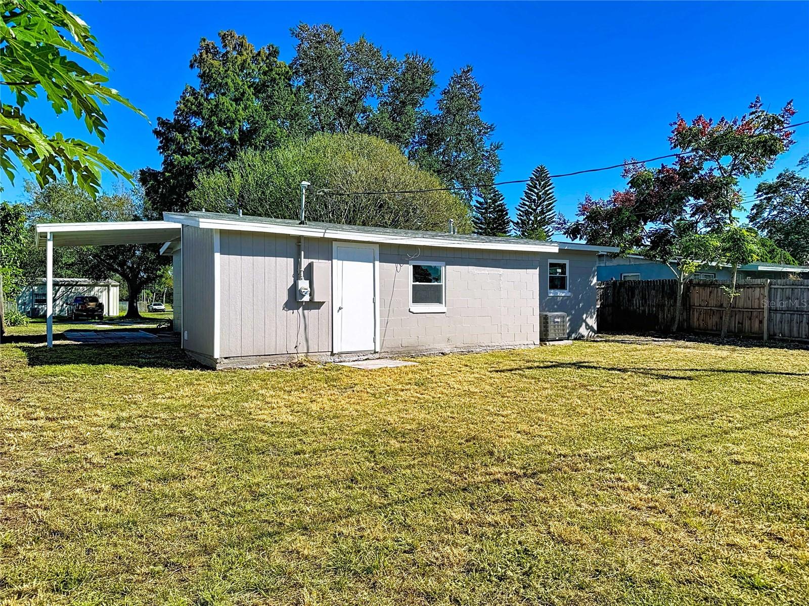 Image 33 of 36 For 409 Mattie Street