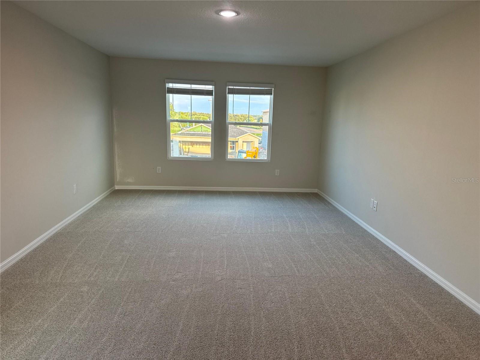 Image 13 of 18 For 36933 Sagemoor Drive