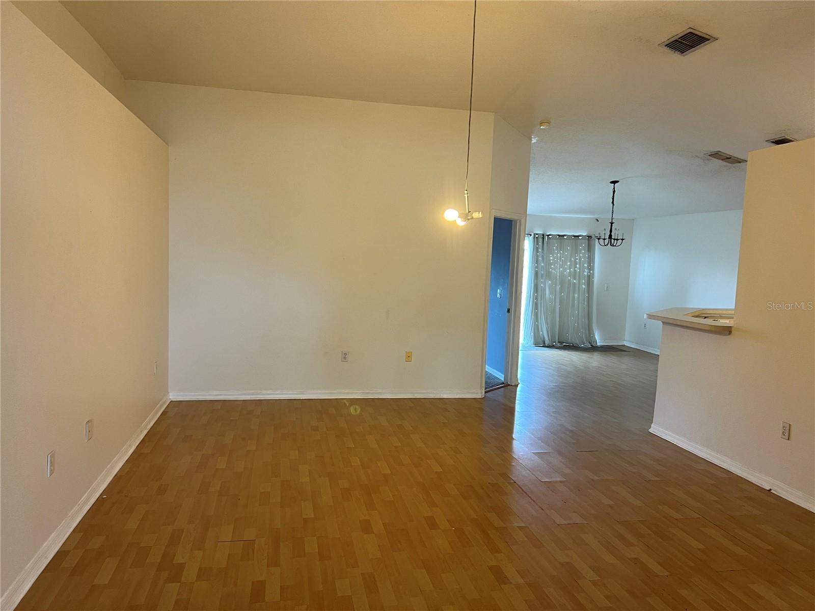Image 2 of 12 For 4730 Willamette Circle
