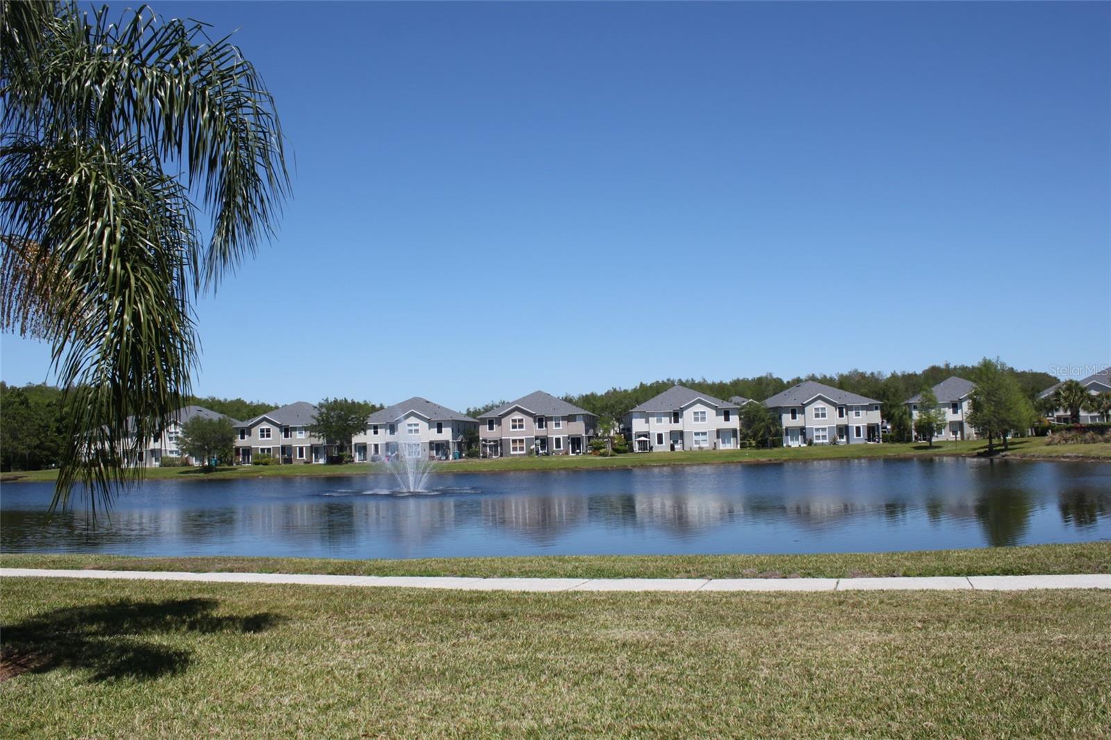 Listing photo id 7 for 6662 Goldenrod Road 127c